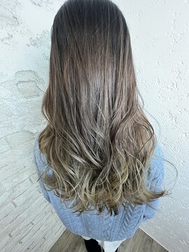 プライズ アイリス 池袋東口店(prize Iris) グラデーションカラーイルミナカラー池袋