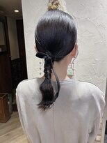 ミディアム　タイトアレンジ　渋谷宮益坂ヘアセットmomoko