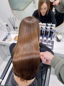 トランス(TRUNS) 髪質改善ULTOWAトリートメント