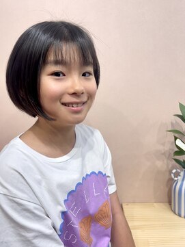 フロー(Froh) つるっとボブスタイル