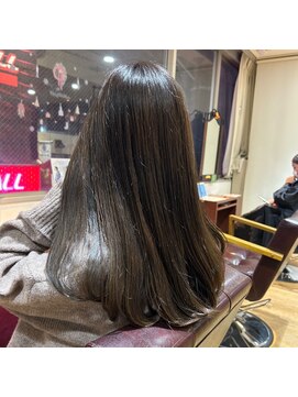 ブロッサム 北浦和店 透明感オリーブグレー暗髪カラーブリーチハイライト北浦和