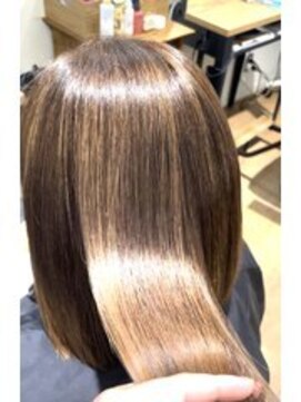 リアン(Lian) 【Lian】乾かすだけ　ハイライト縮毛矯正