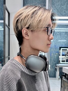 アルティファータ(artifata) センターパート 刈り上げ マッシュ メンズヘア