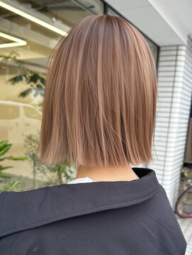 エルヘアメゾン(el. hair maison) ナチュラルハイライト静岡ショートボブ白髪ぼかしアッシュカラー