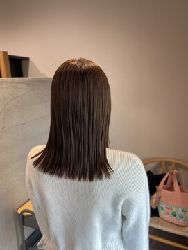 パッツン/透明感ベージュカラー