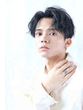 クロトヴィラ 天神大名(KUROT villa) 無造作センターパート