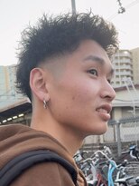 フィフス(fifth)&nbsp;スパイキーショート短髪パーマテーパーフェードルーズパーマ