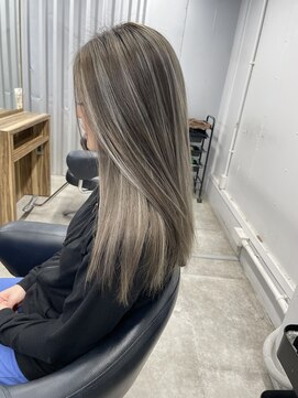 ラッシュヘアエン(Rush hair en) ブロンド/カラー/ブリーチ/倉敷/ワンホンヘア/レイヤーカット