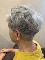 ヘアアンドスパ アブノヴァ(Hair&Spa Abnoba) グレイショート