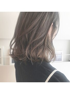 ツバメ ヘアー(TSUBAME HAIR) 抜け感カラー◎ふんわりセミロング