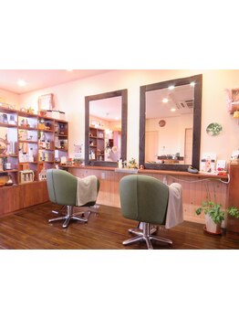 昔から通っているかのような居心地の良さが◎ゆっくり過ごせる癒しの空間で、極上のサロンtimeを体験下さい