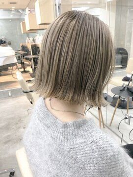 スー 渋谷(suu) ＊【SUN】イルミナカラーくすみベージュ＊