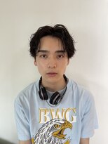 センターパート波巻きスパイラルパーマコンマバング無造作パーマ