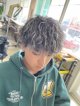 レックス(Rex) 【SNSで大人気！】ホワイトメッシュ×ツイストスパイラルパーマ