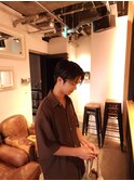 前下がりのショートヘアー