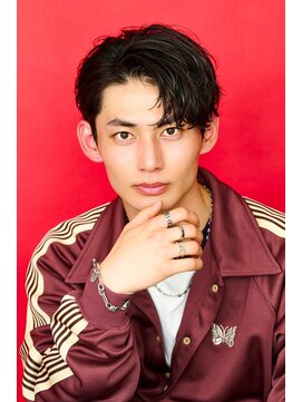 オーシャントーキョー(OCEAN TOKYO) 韓国ヘアカルマパーマコンマバングセンターパート黒髪ウルフ