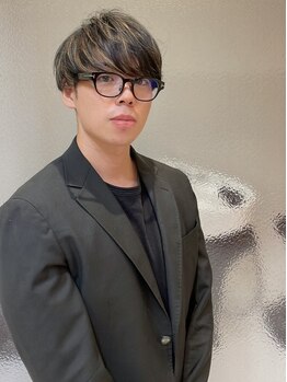 スリーク(SLEEK)の写真/【大久保/明石】ヘアケアマイスターを取得しているスタイリストが毛髪診断でしっかりカウンセリング♪