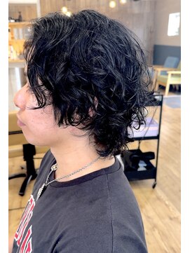 スカイ(SKY) ツイスパ/波巻き/眉毛/バーバー/ニュアンスパーマ/ブリーチ