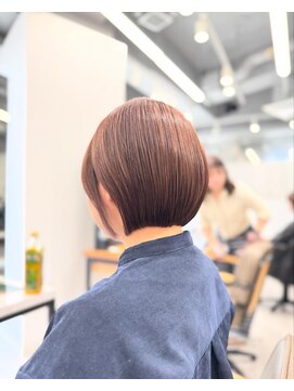 シー 柏(sii.) 【sii.柏】裾すぼまりショートボブ