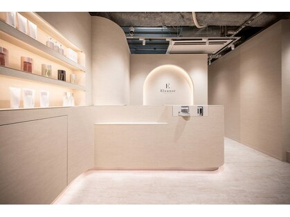 エレノア 四条烏丸店(Eleanor)の写真