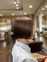 トゥファインラックス(toofineLuxe)&nbsp;襟足ぎりぎりプツッとミニボブ