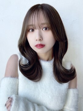 エインアンリー 明治神宮前(AIN.ANLY.) フェミニンロング大人かわいい透明感カラーレイヤーカット小顔