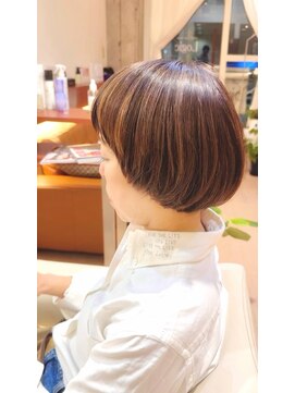 ハイライトマッシュボブ