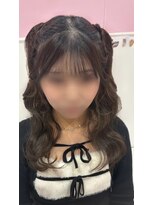 ホワイト 栄駅店(White) 編み上げハーフツイン ウェーブ巻き