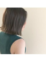 カウチ(Kauti)&nbsp;kauti  グレージュハイライト外ハネボブ