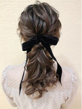 ヘアセット&メイク専門店 カスミ(Kasumi) ガーリーポニーテール