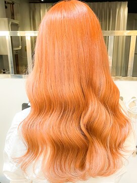 テン 栄店(tenn) なみなみウェーブ/くびれヘア/ペールオレンジ【kuroda】