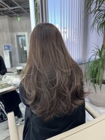 エヴァン(HEVIN)&nbsp;ブリーチなし☆10トーン　シフォンベージュ　レイヤーカット