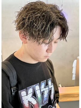 エイト ソル 博多筑紫口店(EIGHT sol) 【ツイストスパイラル】