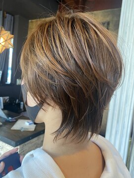 ブリックアブラック(BRIC A BRAC hair garage) クールにキマる!くびれショート