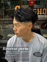 フォーコーナーズ(Four Corners)&nbsp;テーパーフェード ローフェード　ニュアンスパーマ