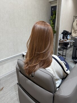 ワンカールで決まるセミロングレイヤー