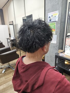 ウーラバイウェルズ 大和八木(U-ra by wells) Men'sパーマ