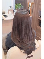 ヘアアトリエ ナイン(hair atelier nine)&nbsp;ピンクベージュ/アンブレラカラー/クールショート/前髪