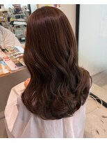 ファムバイアヴァンス(Femme by AVANCE.) ツヤ感たっぷりの大人ブラウンカラー