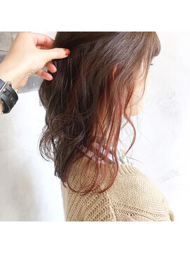 アルモヘアヴォーグ 静岡(ALMO hair VOGUE) 【ALMO】めくるとチラ見え！インナーカラー☆
