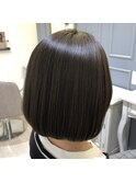 ショートボブ