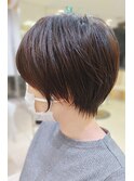 スリークなショートカット