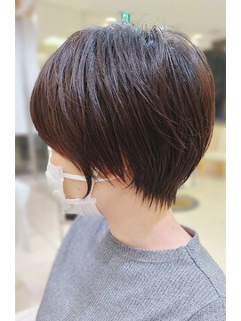 アデイ 大森店(AdAy) スリークなショートカット