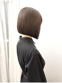縮毛矯正で作るぷつっとボブ　地毛風ストレート