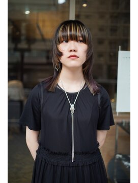 ハマモト ウルフカット/インナーカラー