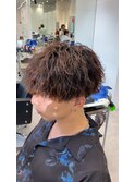 縦落ちツイストスパイラルパーマ
