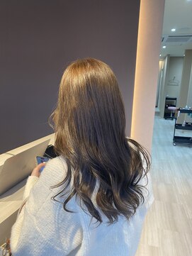 リアン(Lien.) 明るめオリーブカラー