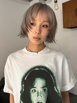 ルーム(Loom.)&nbsp;レイヤーボブ　デザインカラー　エンドカラー