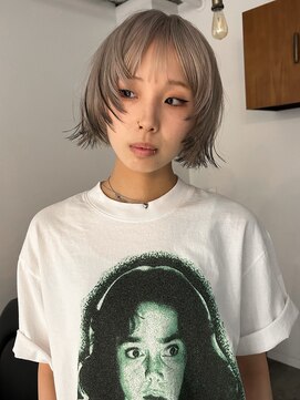 ルーム(Loom.) レイヤーボブ　デザインカラー　エンドカラー