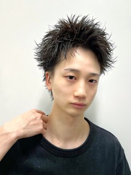フィフス 天神大名(fifth) ラフな質感の無造作パーマ×スパイキーショートスタイル